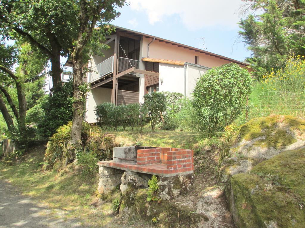 Village De Gites Du Moulin Neuf Getigne Exterior photo