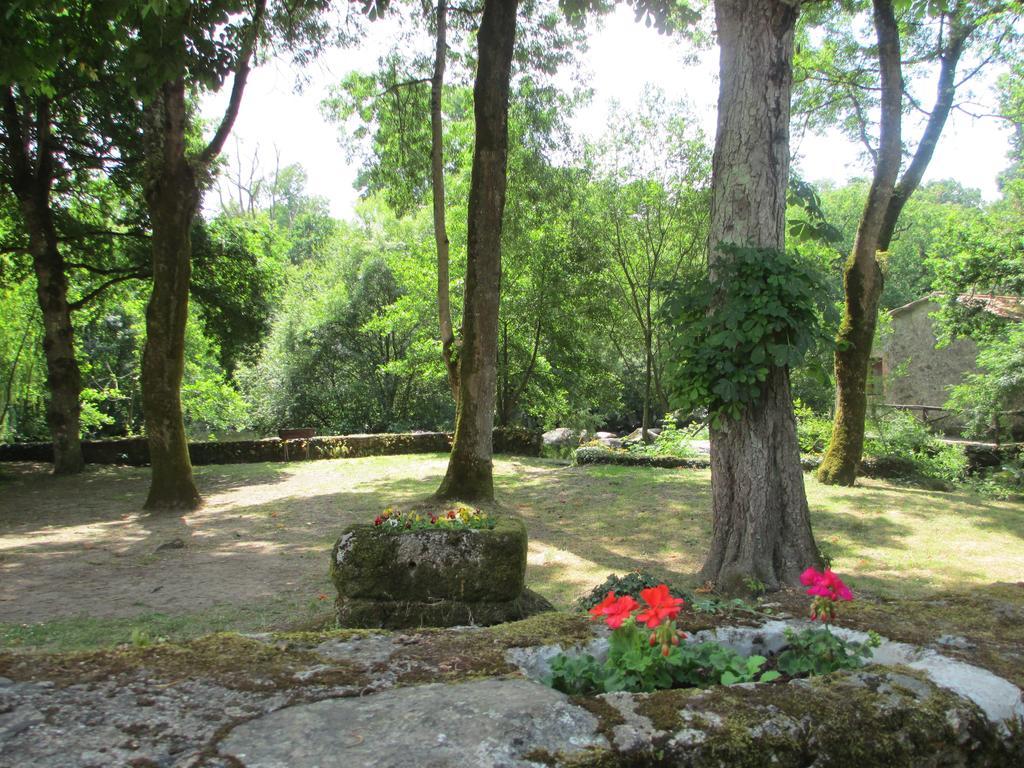 Village De Gites Du Moulin Neuf Getigne Exterior photo